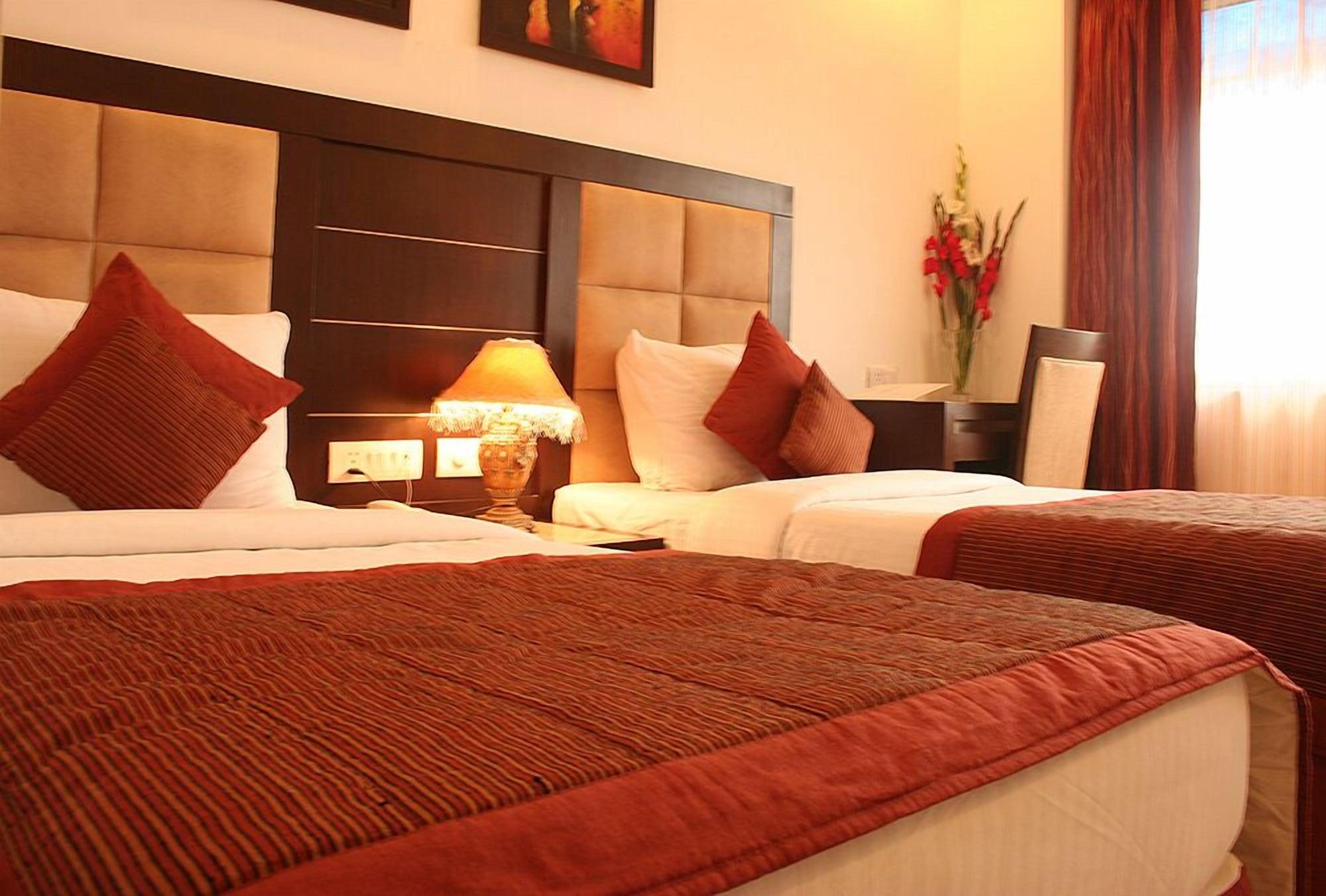 Hotel Livasa Inn Near Blk Hospital Delhi  Eksteriør billede